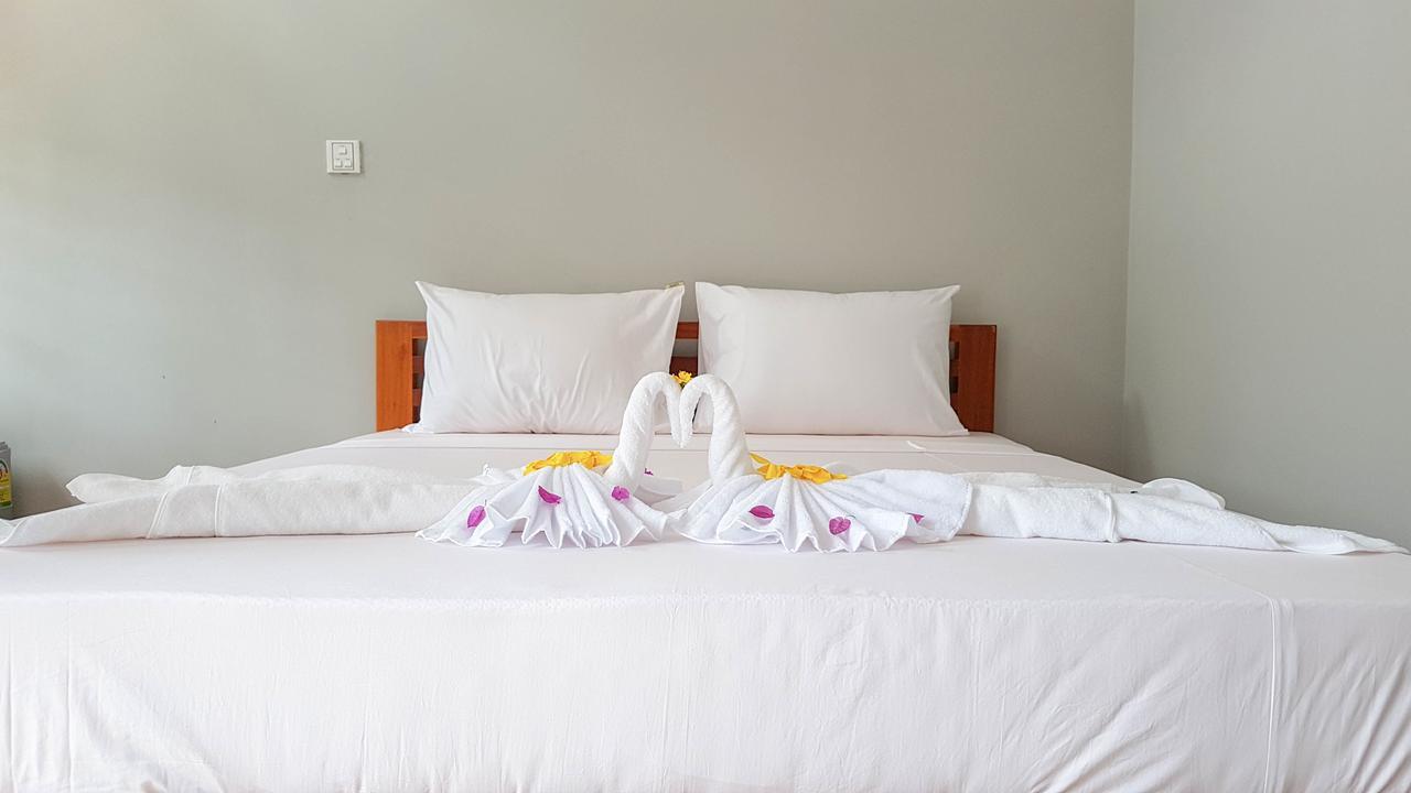 Two Moons Resort Kampot Exterior foto